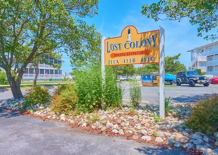 Holiday home 2 Bdrm/2 Bath, Sleeps 6, Pool, Balcony, Wi-fi, Tvs