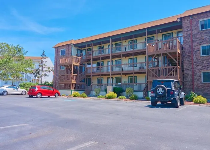 2 Bdrm/2 Bath, Sleeps 6, Pool, Balcony, Wi-fi, Tvs Ocean City